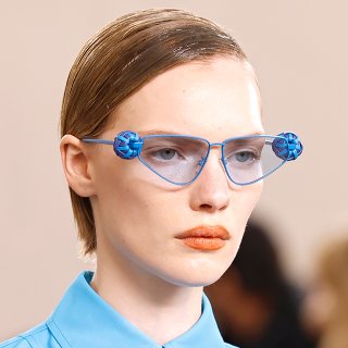 NEXT LOOK WOMEN
Styles & Accessories
S/S 2027...